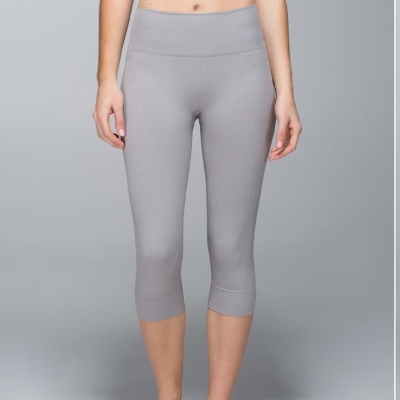 Euc Lululemon Seamlessly Street Crop Yoga Pant Heathered Medium Grey 4 - Picture 10 of 12